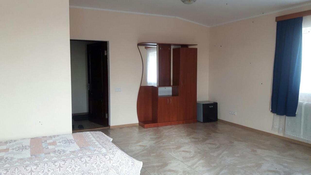 Апартаменты Анна Cherníhiv Exterior foto
